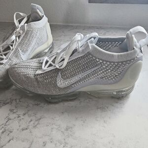 Womens Nike VaporMax